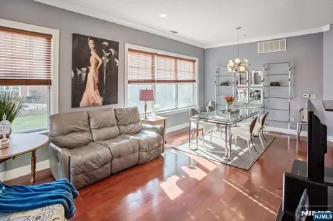 1101 The Plaza Tenafly NJ 07670