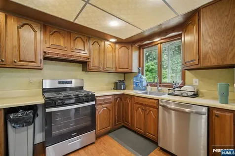 1227 Ringwood Avenue Pompton Lakes NJ 07442