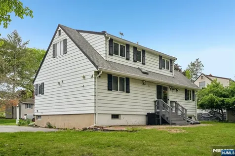 1227 Ringwood Avenue Pompton Lakes NJ 07442