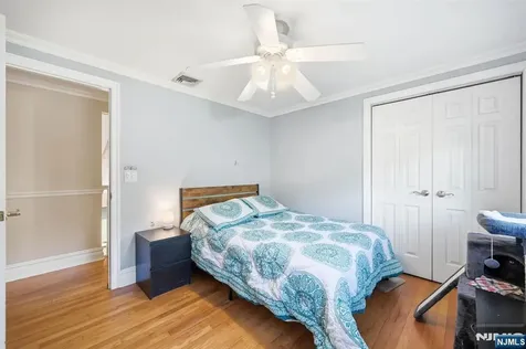 101 Walnut Street Oakland NJ 07436