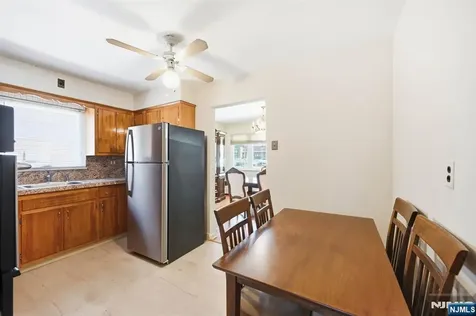 458 Stillwell Avenue Fort Lee NJ 07024