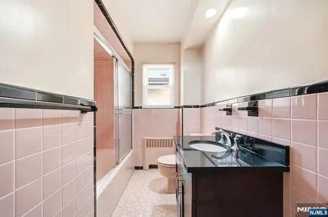 458 Stillwell Avenue Fort Lee NJ 07024