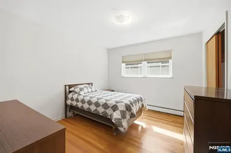 458 Stillwell Avenue Fort Lee NJ 07024