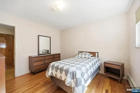 458 Stillwell Avenue Fort Lee NJ 07024