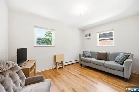 458 Stillwell Avenue Fort Lee NJ 07024