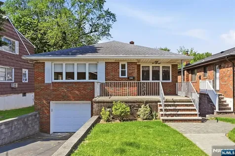 458 Stillwell Avenue Fort Lee NJ 07024