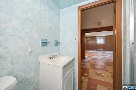 458 Stillwell Avenue Fort Lee NJ 07024
