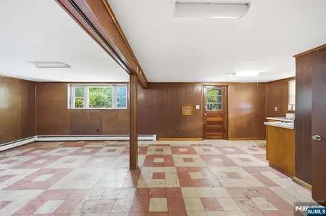 458 Stillwell Avenue Fort Lee NJ 07024