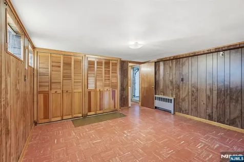 458 Stillwell Avenue Fort Lee NJ 07024