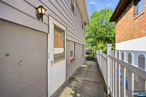 458 Stillwell Avenue Fort Lee NJ 07024