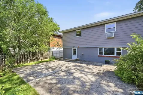 458 Stillwell Avenue Fort Lee NJ 07024