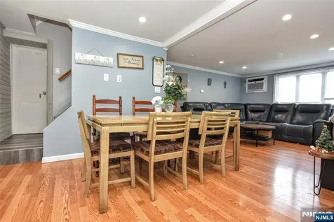 42 Kanouse Road West Milford NJ 07435