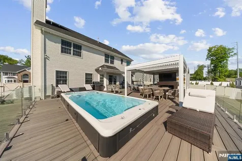 72 Colonial Woods Drive West Orange NJ 07052