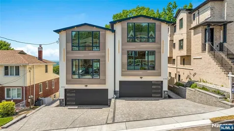 519 4th Street Palisades Park NJ 07650
