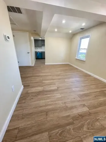 337 1st Street Saddle Brook NJ 07663
