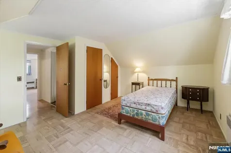 252 Saint Nicholas Avenue Hillsdale NJ 07642