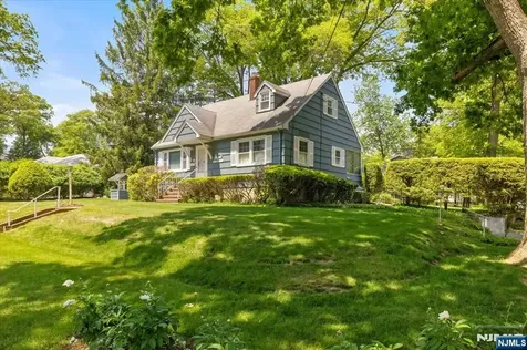 252 Saint Nicholas Avenue Hillsdale NJ 07642
