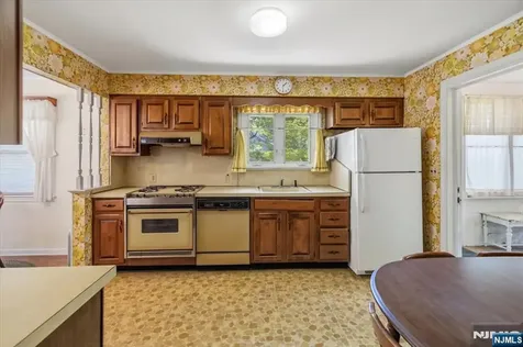 252 Saint Nicholas Avenue Hillsdale NJ 07642