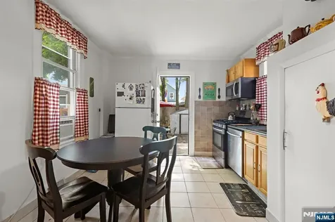 18 Lincoln Place East Rutherford NJ 07073