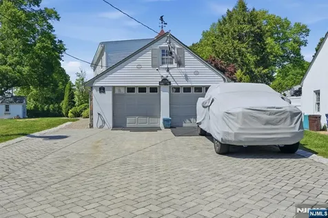 333 Florence Avenue Hawthorne NJ 07506