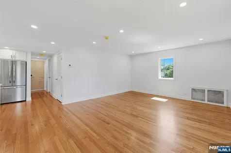 333 Florence Avenue Hawthorne NJ 07506
