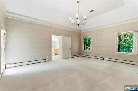 7 Alex Court Wyckoff NJ 07481