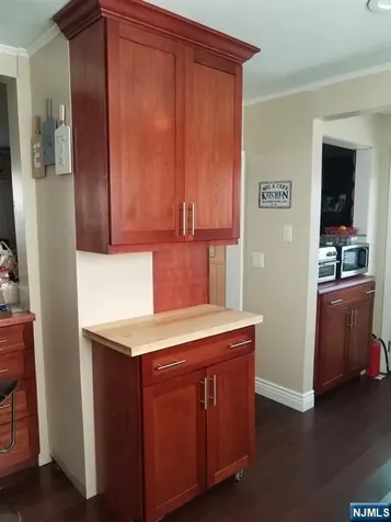 75 Franklin Avenue Bergenfield NJ 07621