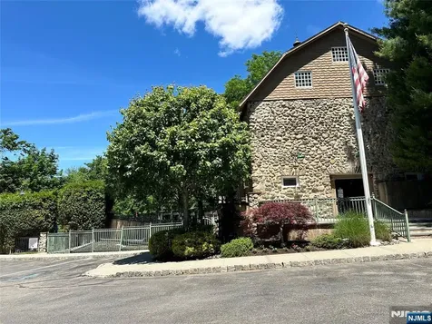 1225 Richmond Road Mahwah NJ 07430