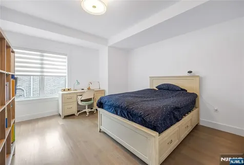 471 1st Street Palisades Park NJ 07650
