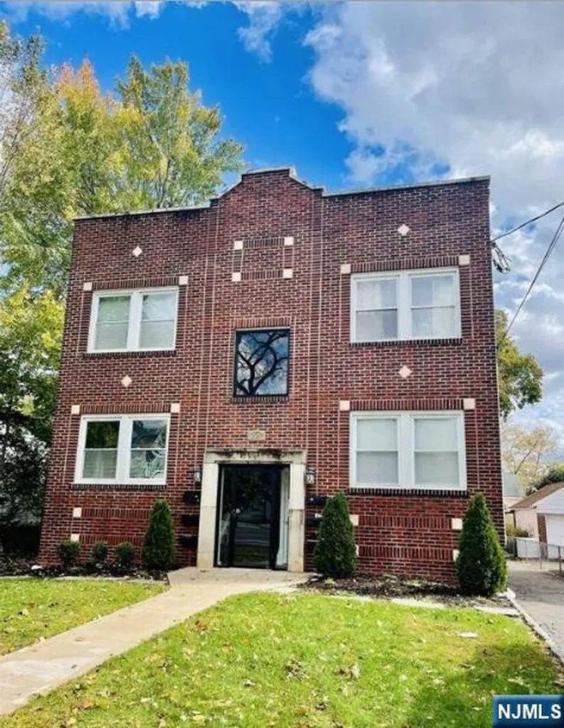 229 Orient Way Rutherford NJ 07070