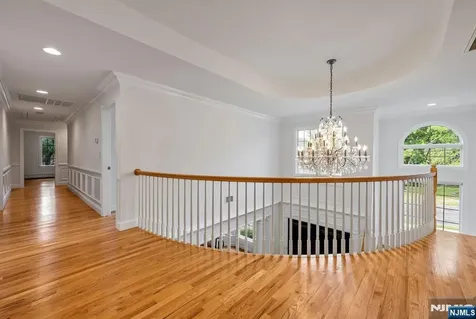 19 Walker Avenue Closter NJ 07624