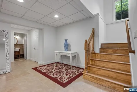 19 Walker Avenue Closter NJ 07624