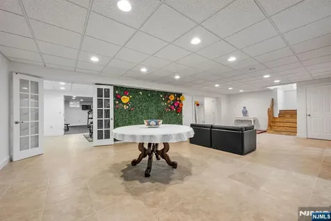 19 Walker Avenue Closter NJ 07624