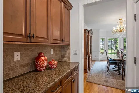 19 Walker Avenue Closter NJ 07624