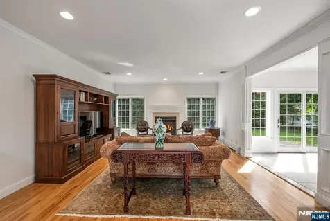 19 Walker Avenue Closter NJ 07624