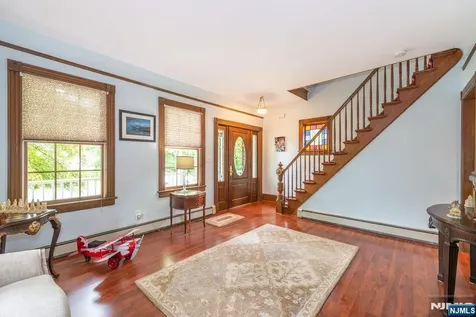 66 Hillside Avenue Midland Park NJ 07432