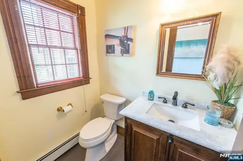 66 Hillside Avenue Midland Park NJ 07432
