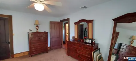 66 Hillside Avenue Midland Park NJ 07432