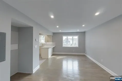 262 Main Street East Rutherford NJ 07073