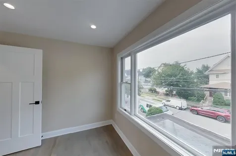 262 Main Street East Rutherford NJ 07073