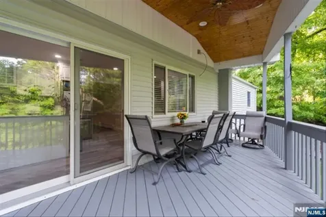17 Foxhill Lane Ringwood NJ 07456