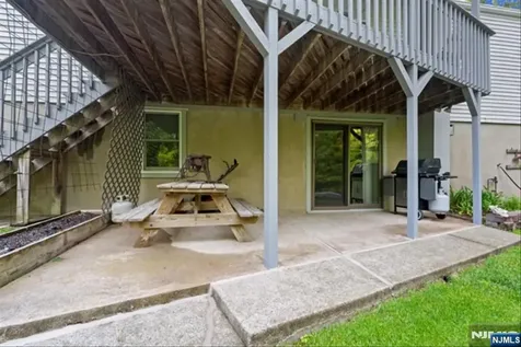 17 Foxhill Lane Ringwood NJ 07456