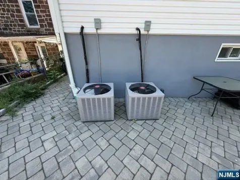 177 Maple Street Fairview NJ 07022