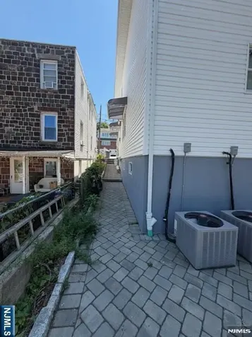 177 Maple Street Fairview NJ 07022