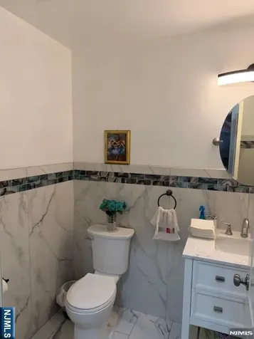 177 Maple Street Fairview NJ 07022