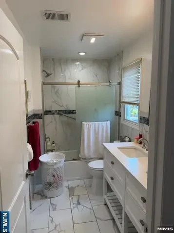 177 Maple Street Fairview NJ 07022