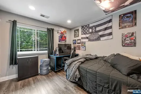 9 Fox Chase Road Jefferson Township NJ 07438