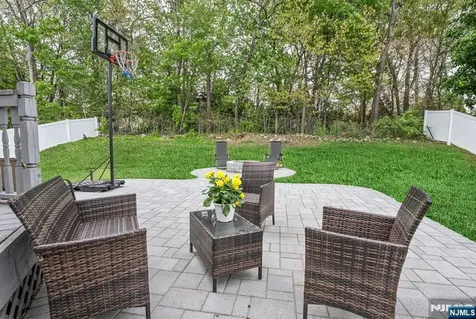 9 Fox Chase Road Jefferson Township NJ 07438