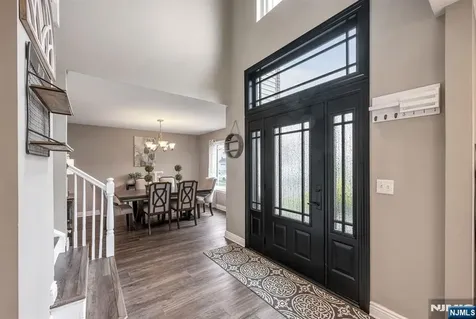 9 Fox Chase Road Jefferson Township NJ 07438