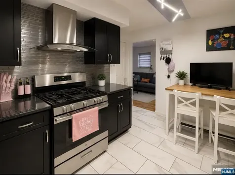 183 Terhune Avenue Lodi NJ 07644